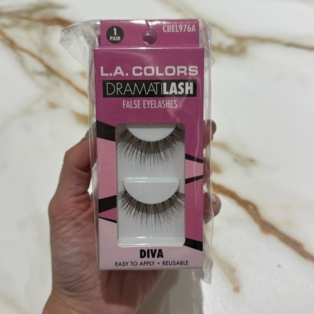 L.A Colors False eyelashes